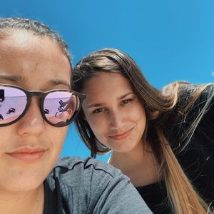 Meet your Posher, Caryn